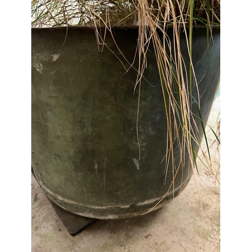 346 - A large galvanised rivetted copper planter/cauldron (H62cm Dia92cm)