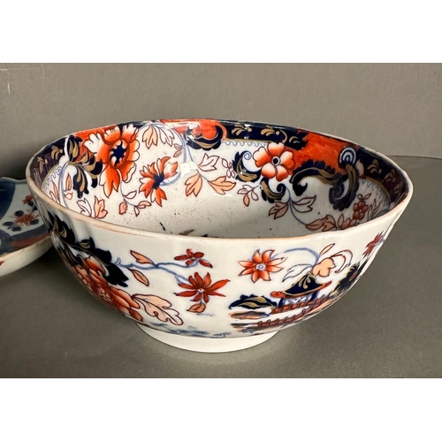 431 - A selection of bowls and dishes in the Imari palette, various ages and styles