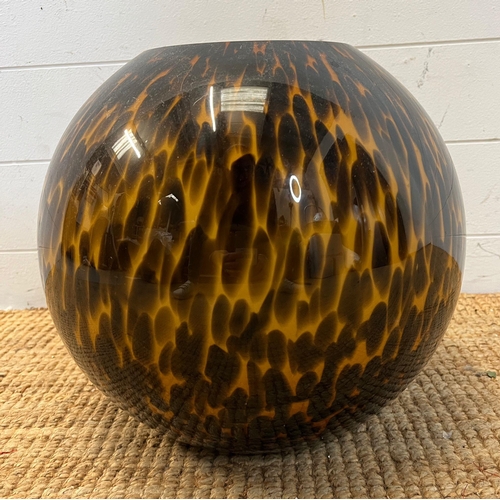 435 - A large globe style vase in a tortoise shell pattern  H31cm