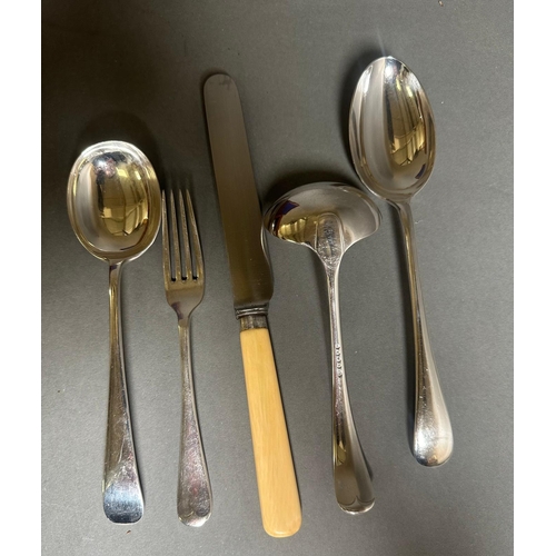 477 - A six place setting canteen of cutlery with bone handles, knives have silver collars by William Yate... 