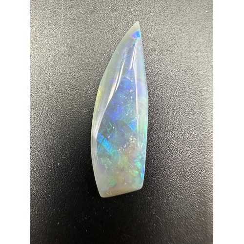 671 - A Natural Australian Opal 8.23ct