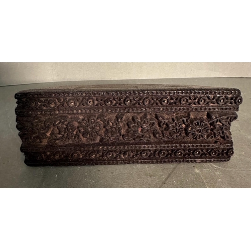 770 - Four vintage carved wooden printing blocks in various decorative patterns