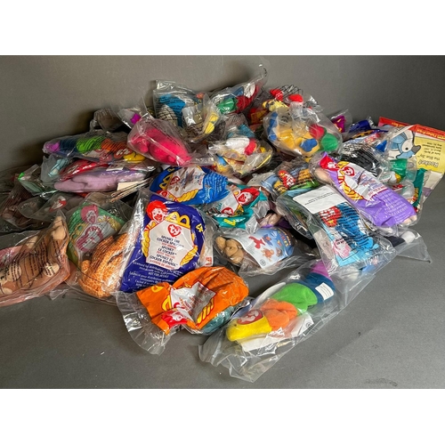 825 - A large quantity of collectable MacDonalds happy meal beanie babies