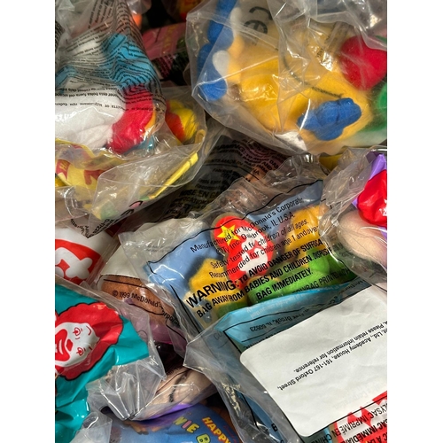 825 - A large quantity of collectable MacDonalds happy meal beanie babies