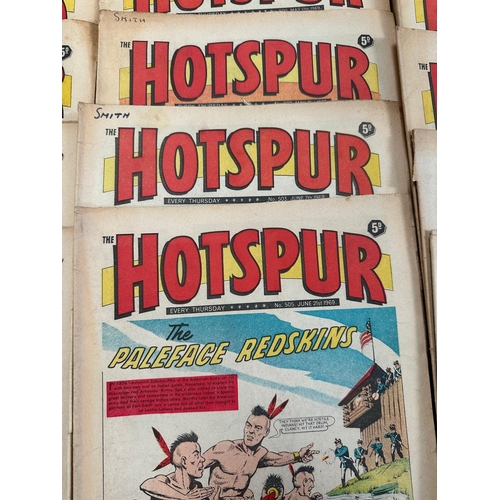 850 - A collection of vintage Hotspur comics from the 1960's and 1970's