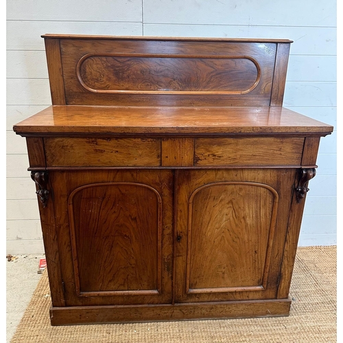 43 - A Victorian chiffonier with a single long drawer and two door cupboard under and a galleried top (H1... 