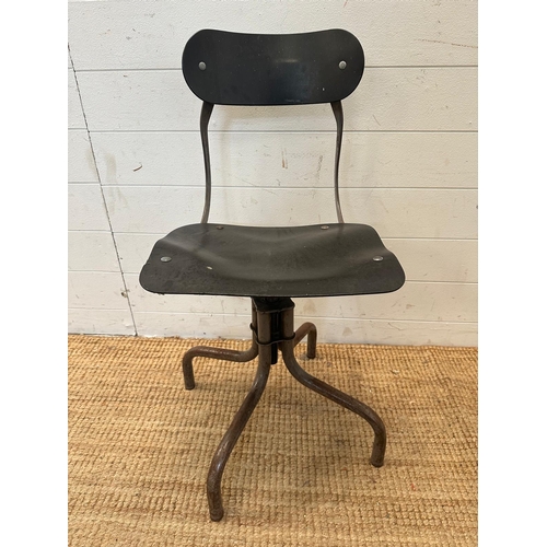 95 - A Mid Century machinist chair by Tan Sad on splayed legs