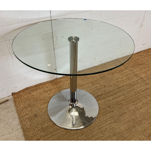 16 - A glass and chrome circular table (H73cm Dia80cm_