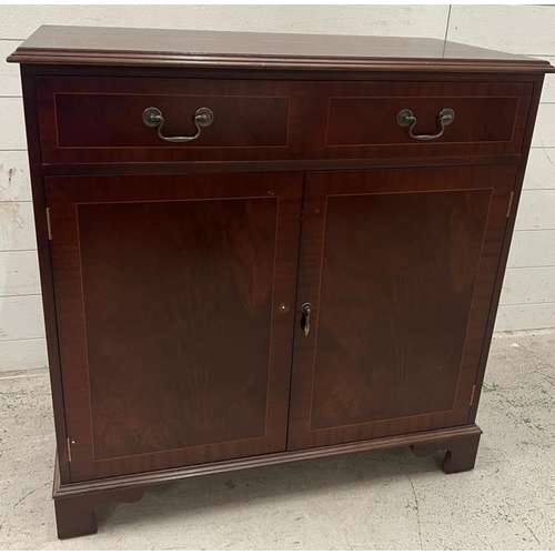 85 - A Regency style side cabinet (H90cm W90cm D47cm)