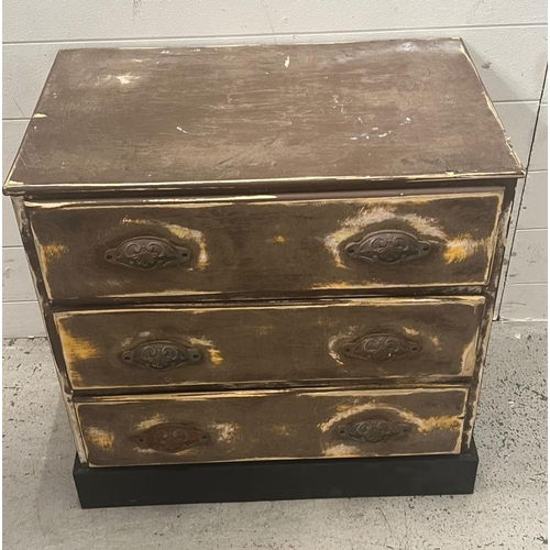 96 - A chest of drawers with pull handles (H60cm W60cm D38cm)