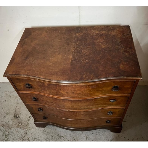 10 - Reproduction serpentine front chest of drawers, H82 X L77 X D50cm