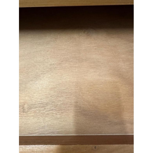 192 - A Mid Century Stag Fineline five drawer chest of drawers (H110cm W76cm D46cm)