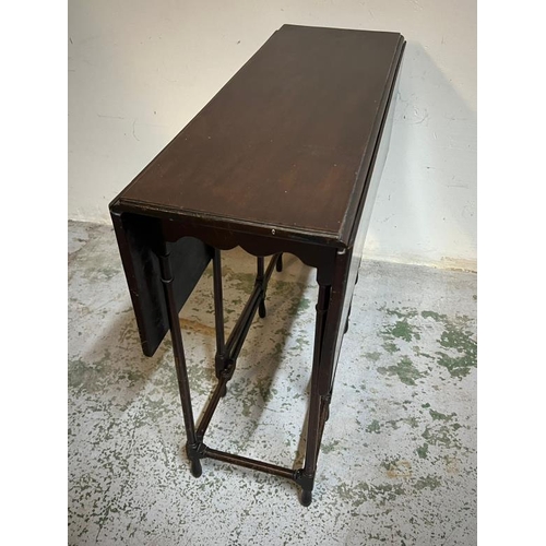 21 - George III style Mahogany Spider- leg pembroke table