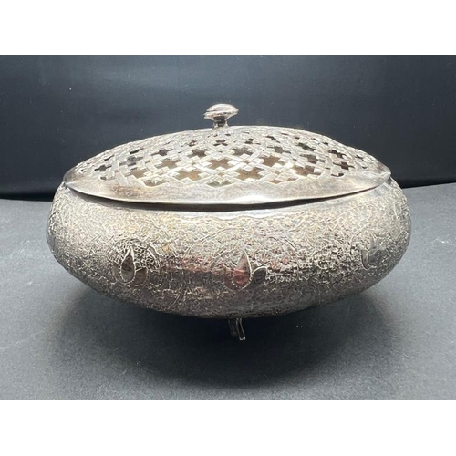 Lot 285       