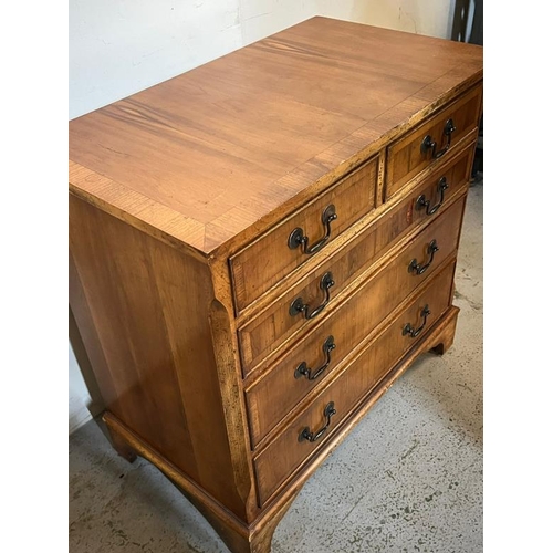 42 - Mahogany of drawers, two short and three long, H74 X D43 X W75cm