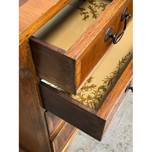42 - Mahogany of drawers, two short and three long, H74 X D43 X W75cm