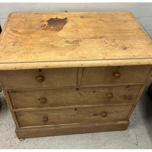 13 - A pine chest of drawers (H80cm W88cm D50cm)