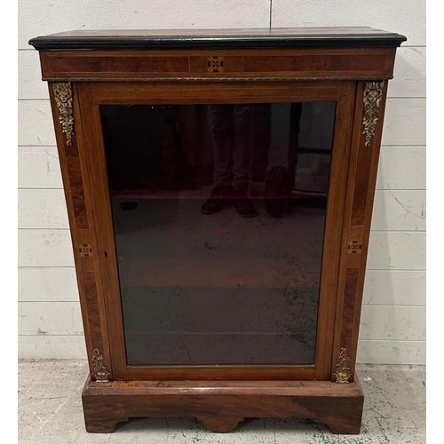 69 - A Georgian style cocktail cabinet with a floral inlay, two door cupboard with two drawers under (H16... 