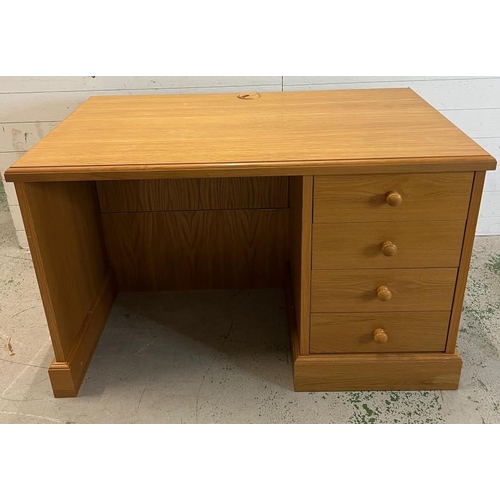 90 - A contemporary desk with drawers to one side on light oak style (H76cm W120cm D70cm)