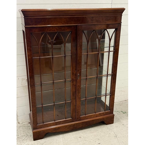 93 - A reproduction display cabinet (H132cm W100cm D36cm)