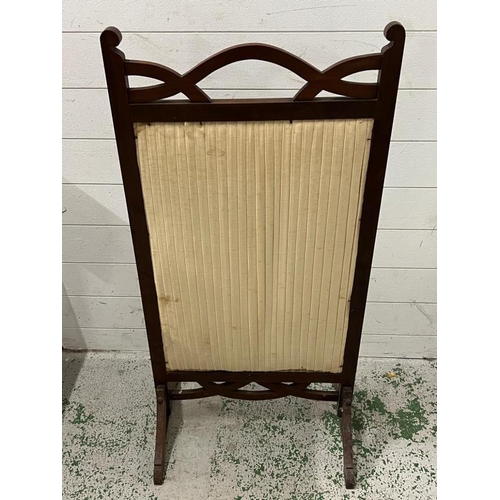 11 - A mahogany fire screen (H107cm W52cm)