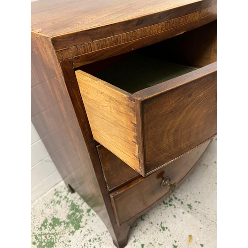 160 - A bow fronted chest of drawers. Height 90. 89x50.