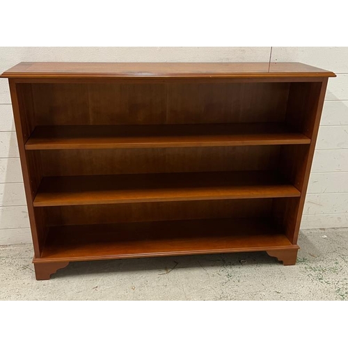 18 - Reproduction open bookcase (H92cm W110cm D33cm)