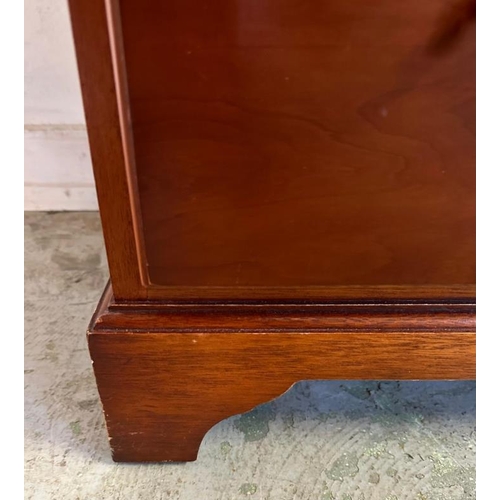 46 - A mahogany veneer two over three chest of drawers (H89cm W91cm D49cm)