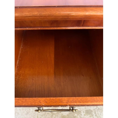 46 - A mahogany veneer two over three chest of drawers (H89cm W91cm D49cm)