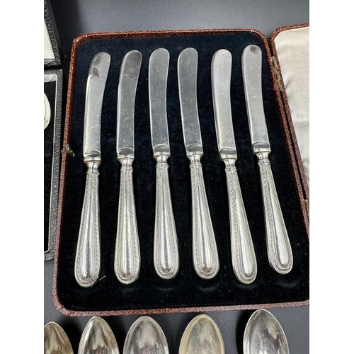 482 - A selection of boxed and some loose quality silver plated flatware to include butter knives and coff... 