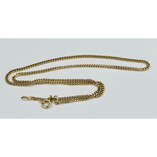 600 - A 9ct gold fine necklace with an approximate weight of 5.5g and drop of 19 cm