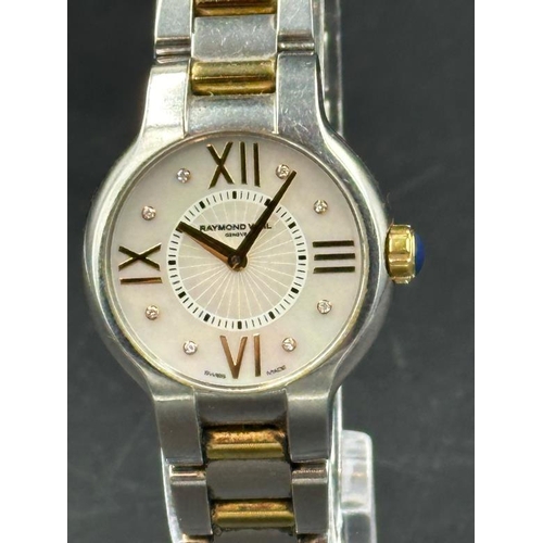 769 - A Raymond Weil 5927 ladies watch in stainless steel with mother of pearl dial and diamond markers.