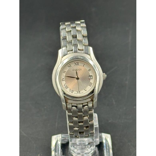 770 - A Gucci stainless steel ladies watch, ref no 5500