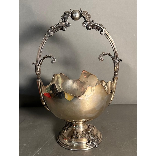 38C - An Art Nouvea style silver plate Bonbon basket