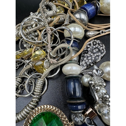 150 - A selection of costume jewellery to include necklaces, bracelets, earrings etc.