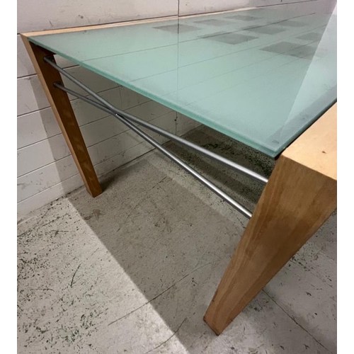 108 - Ligne Roset extending table (H74cm W140cm D95cm)