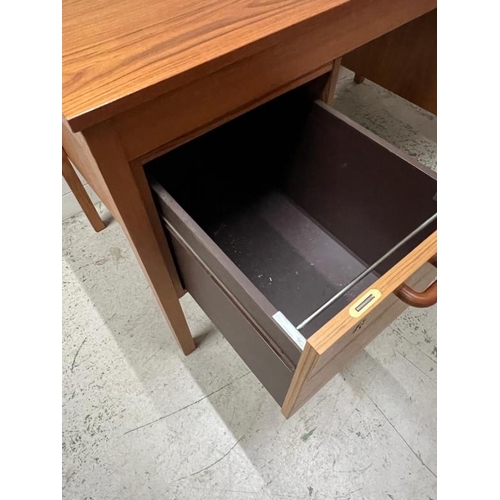 169 - A Mid Century writing desk (H73cm W135cm D59cm)