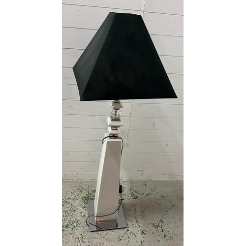 237 - An Obelisk style floor standing lamp