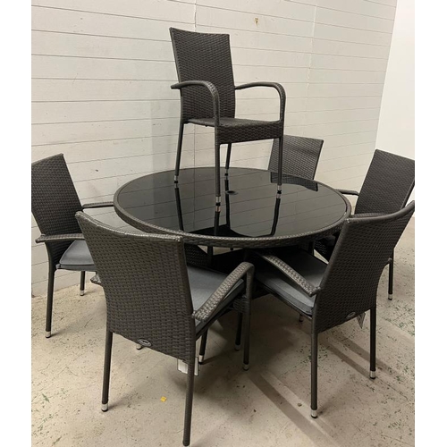 257 - Royal Craft garden table and chairs (H74cm Dia 140cm)