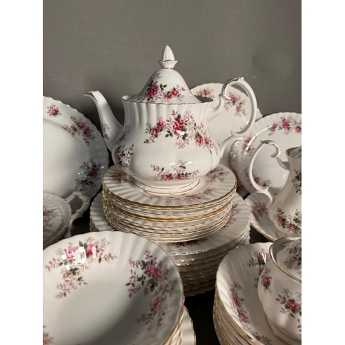 284 - Royal Albert lavender rose tea set and dinner service