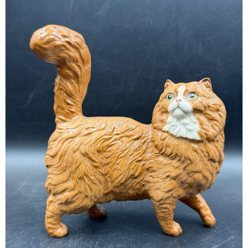 291 - A Royal Doulton Bulldog and a Royal Doulton ginger cat