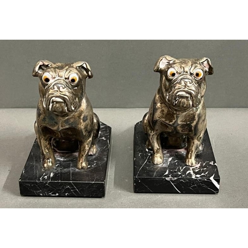 317 - Bulldog bookends (H14cm)