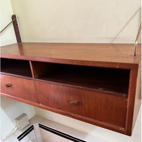 4 - A teak ladderrack floating wall unit