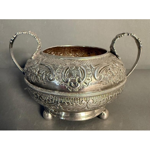 458 - A George III silver tea set, to include milk jug and sugar bowl along with teapot with swan finial, ... 