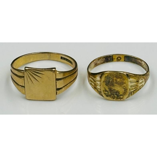 575 - Two 9ct gold signet rings with an approximate combined weight of 3.9g and sizes N & O