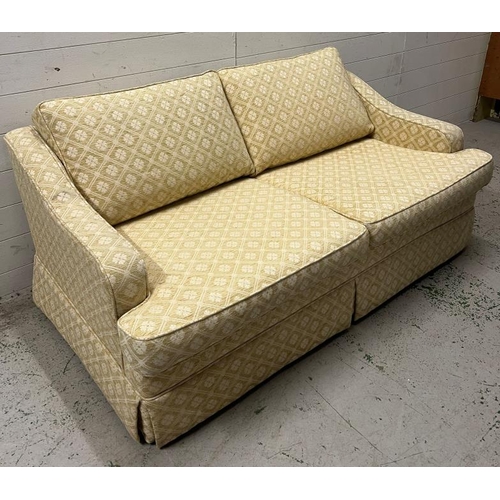 62 - A small two seater sofa bed (H64cm W160cm D80cm)