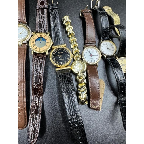 666 - A quantity of ladies and gents wristwatches, various makers and styles.