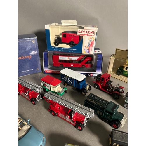 815 - A selection of boxed and unboxed Diecast vehicles to include Corgi and Dinky