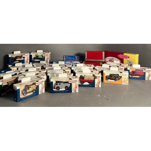 816 - A quantity of Lledo Diecast commercial vehicles various brands