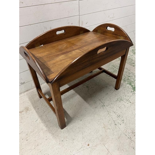 93 - A mahogany butlers tray table (H60cm W80cm D51cm)